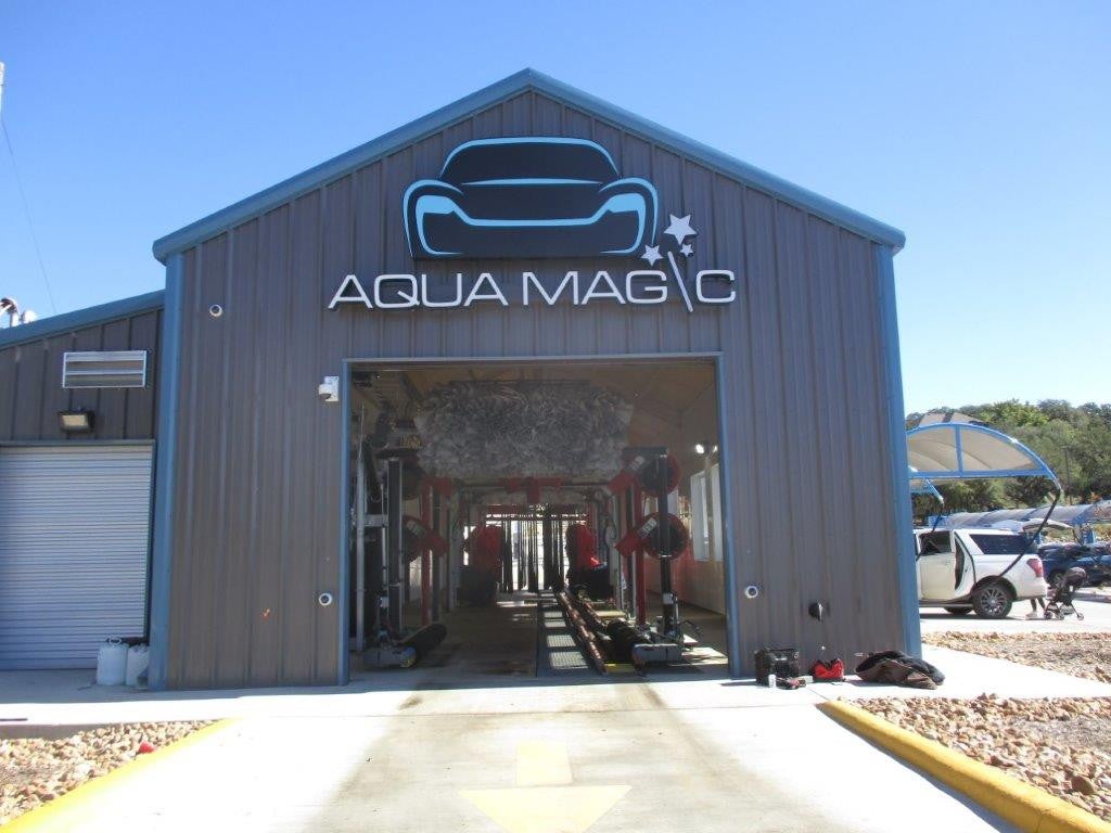 Outdoor Illuminated & Backlit Signs