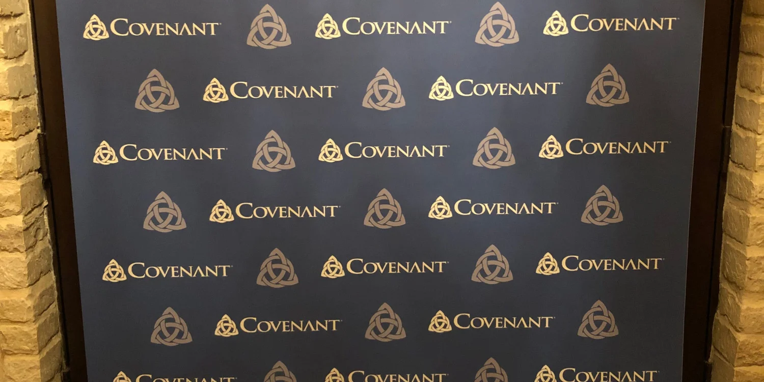 Retractable Banner Stands