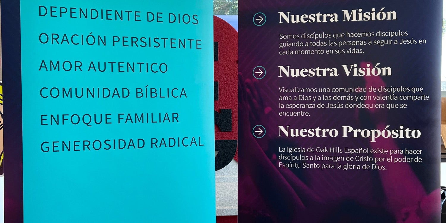 Retractable Banner Stands