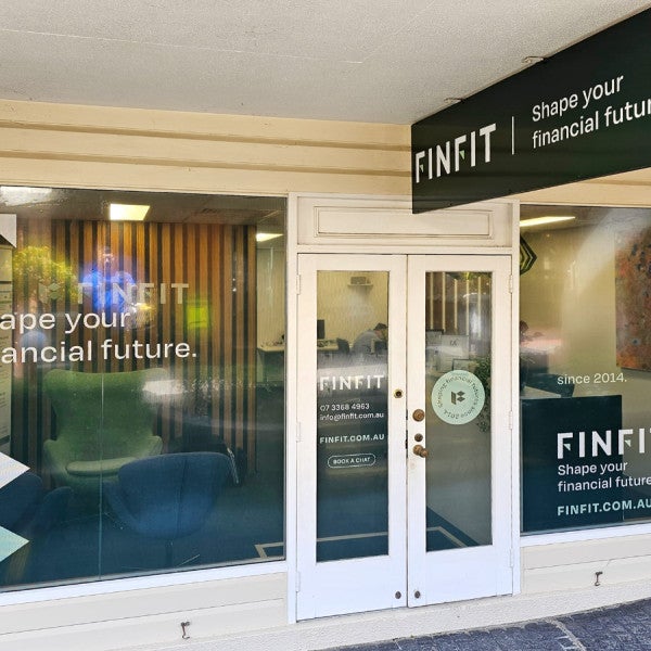 Lightbox, Pylon Sign Replacement and One Way Vision Window Graphics & Acrylic Lettering