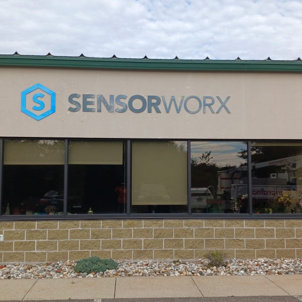10-23 Sensorworx - Acrylic