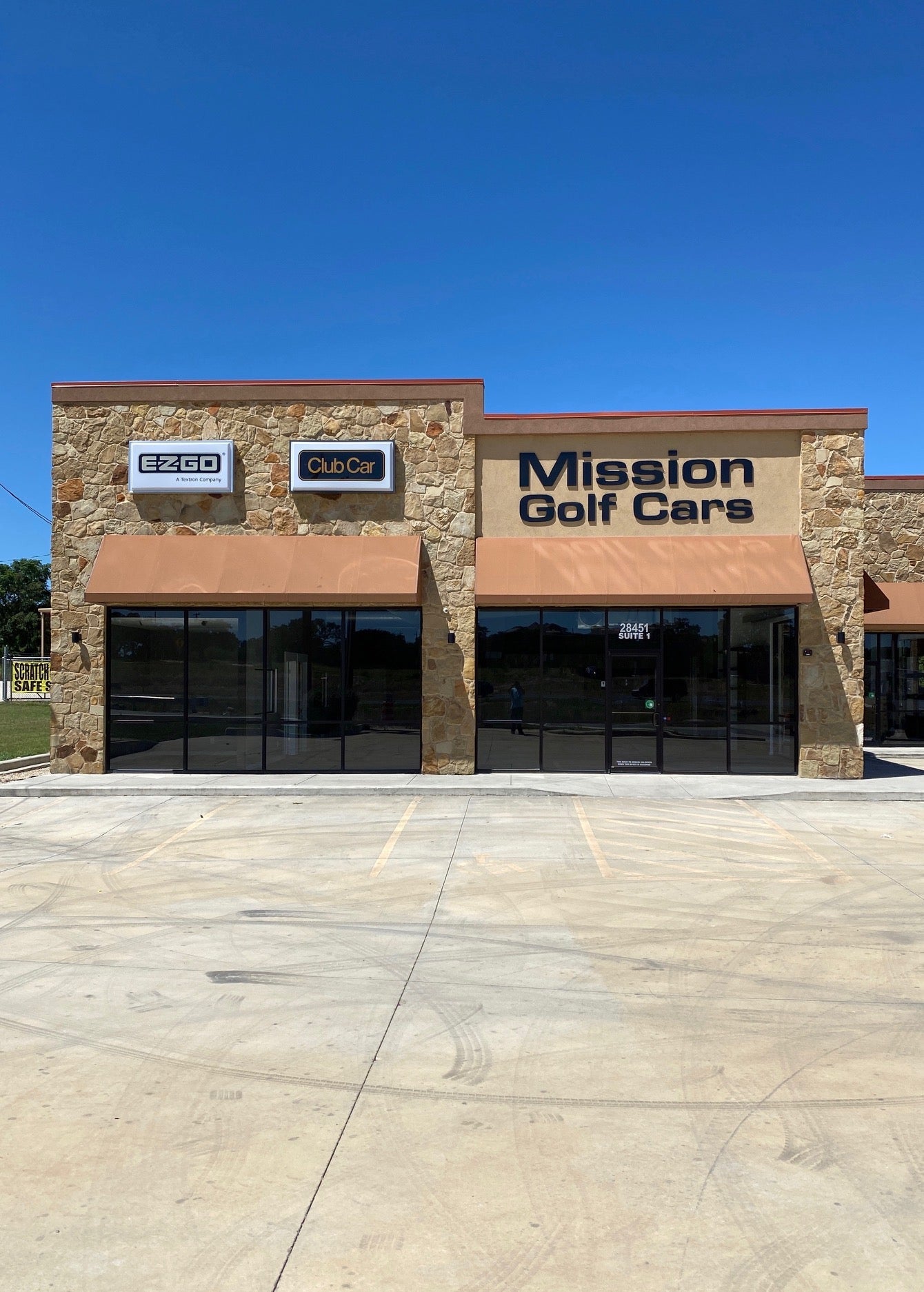Building & Commercial Signs