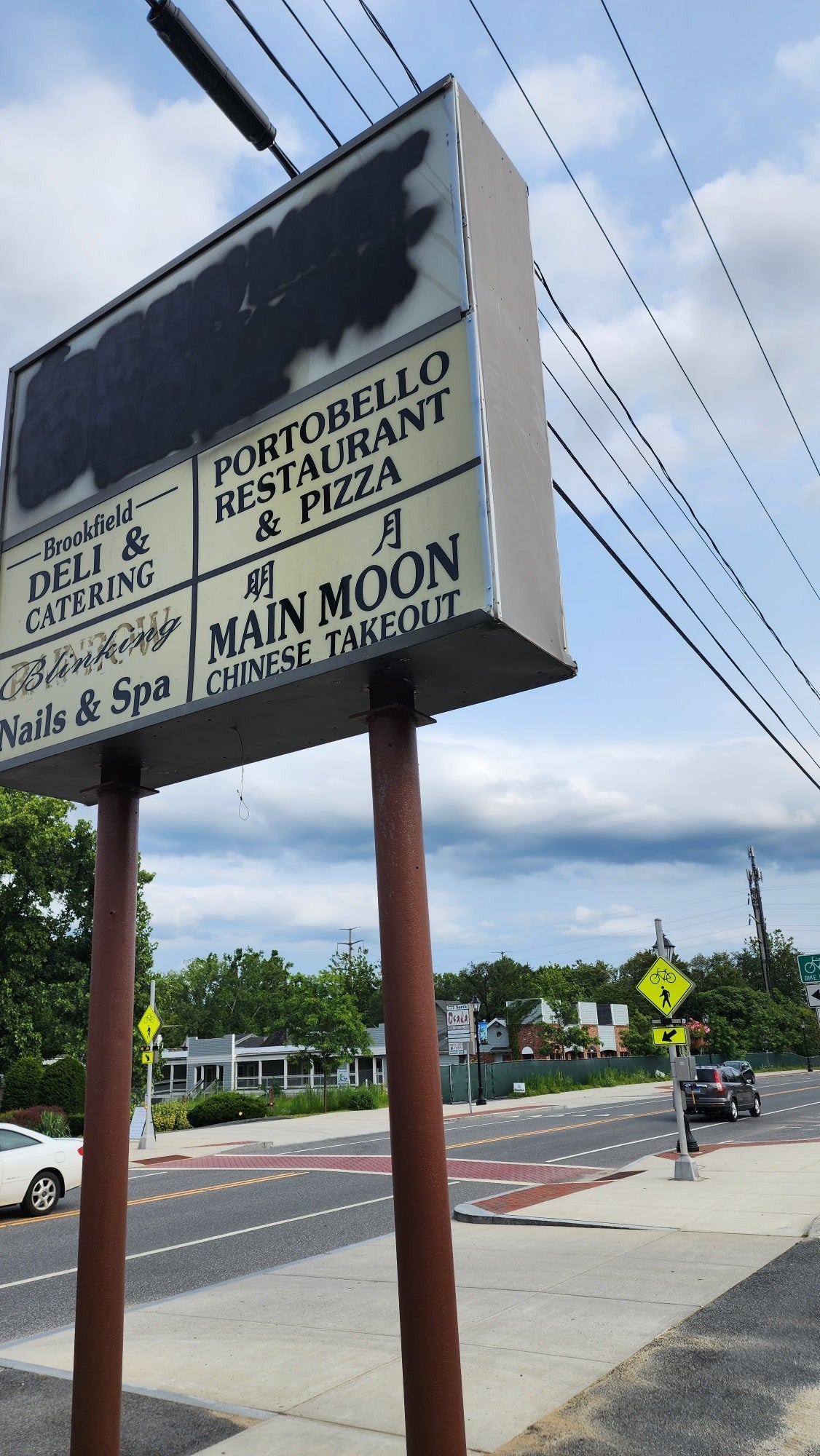 Pylon Sign Renovation in Brookfield, CT