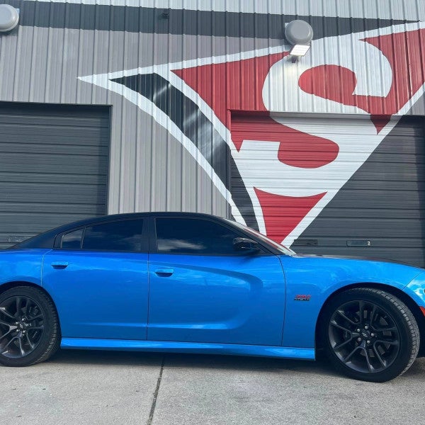 carbon fiber blue car2