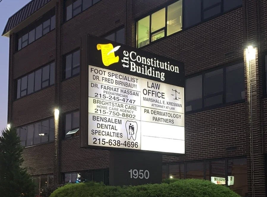 Illuminated & Lighted Signs