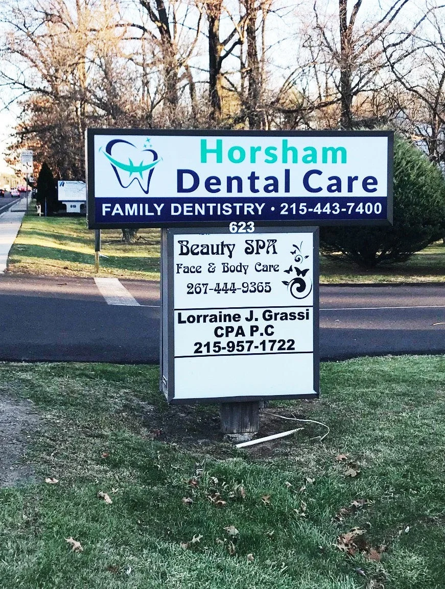 Illuminated & Lighted Signs