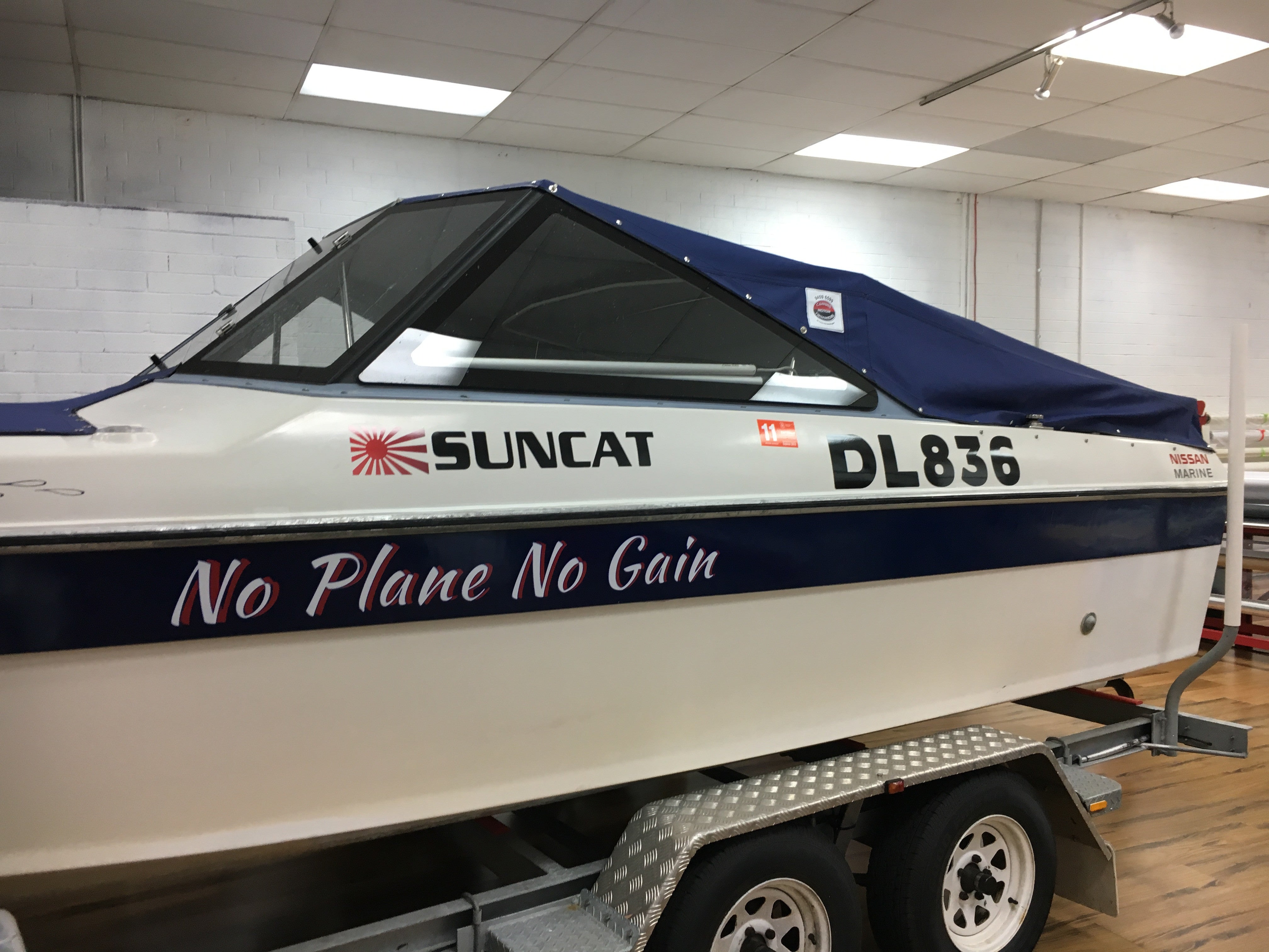 Signage Perahu