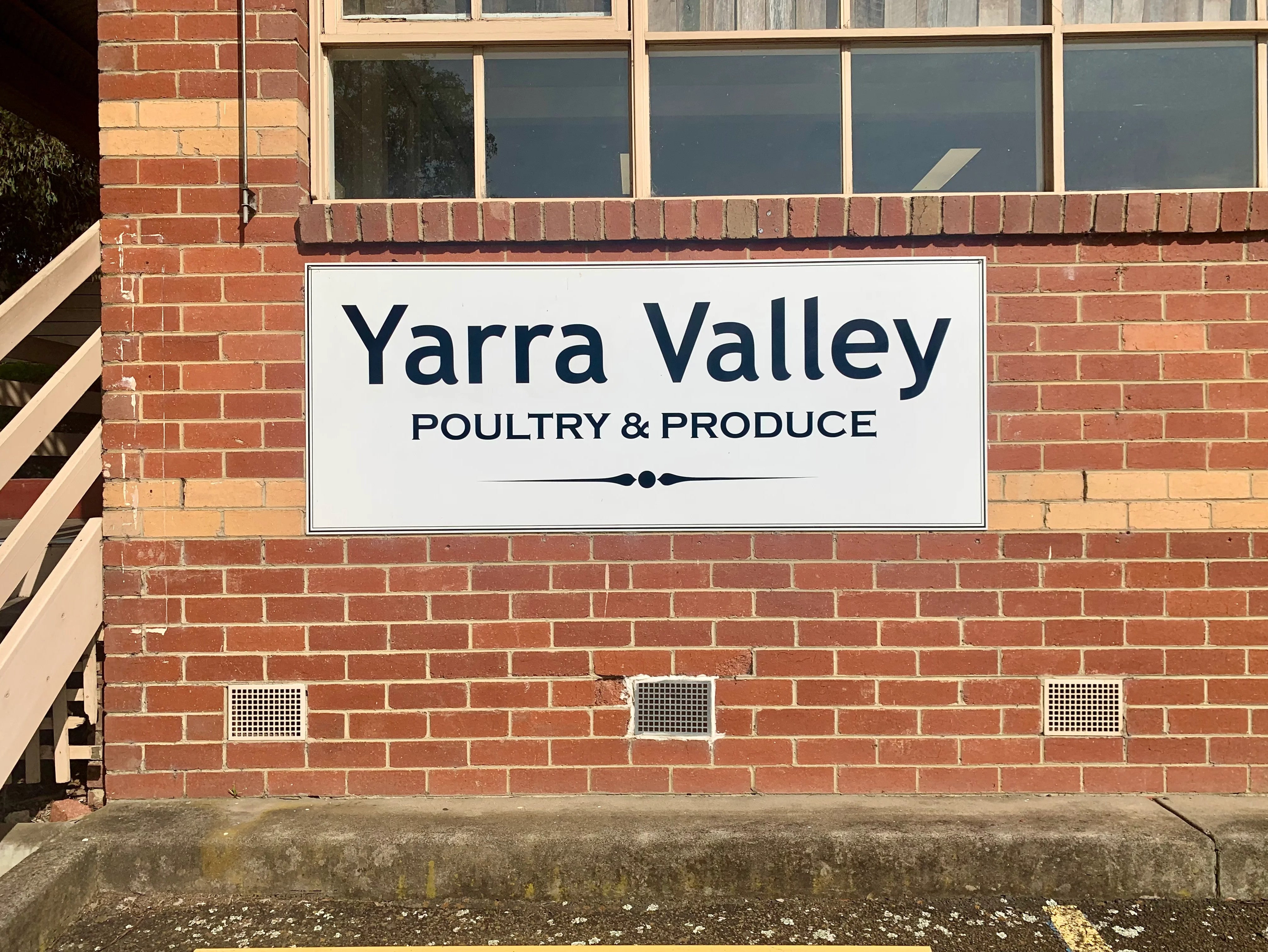 Shop Signage - Yarra Valley Poultry & Produce.
