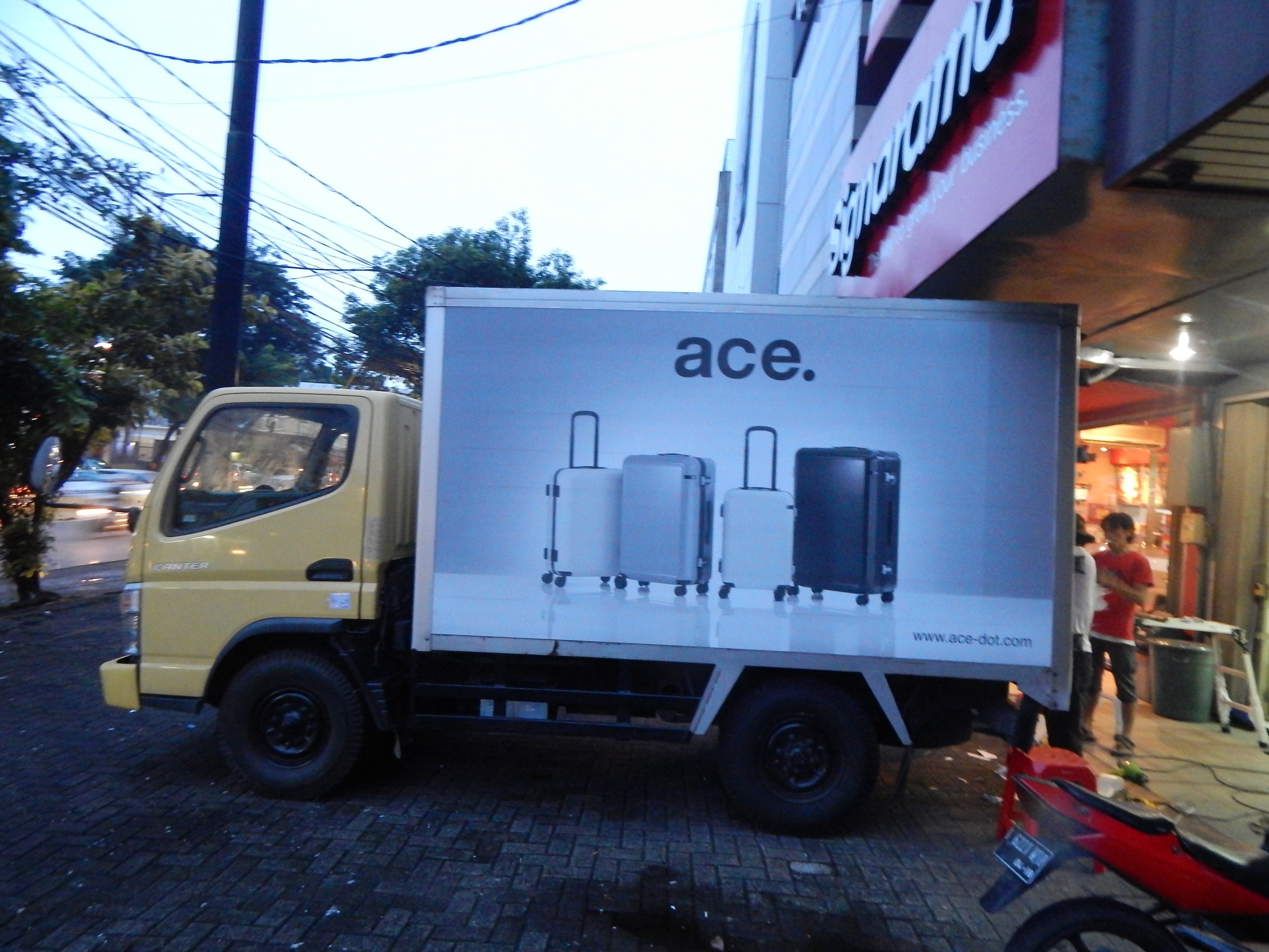 Signage Kendaraan