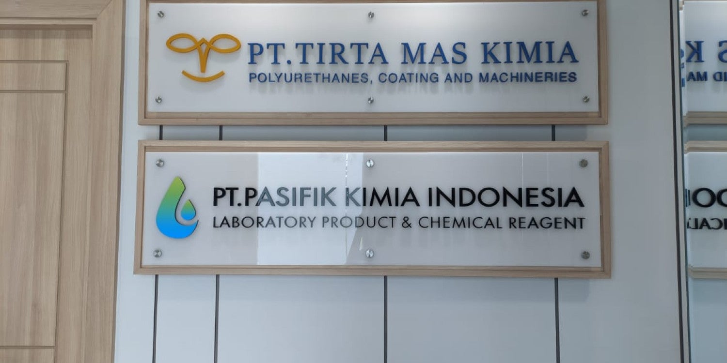Signage Resepsionis