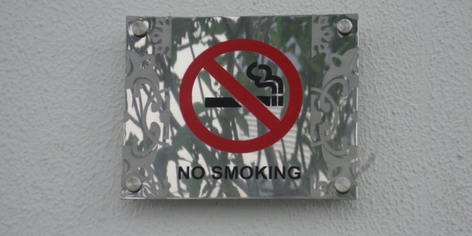 Signage Logam