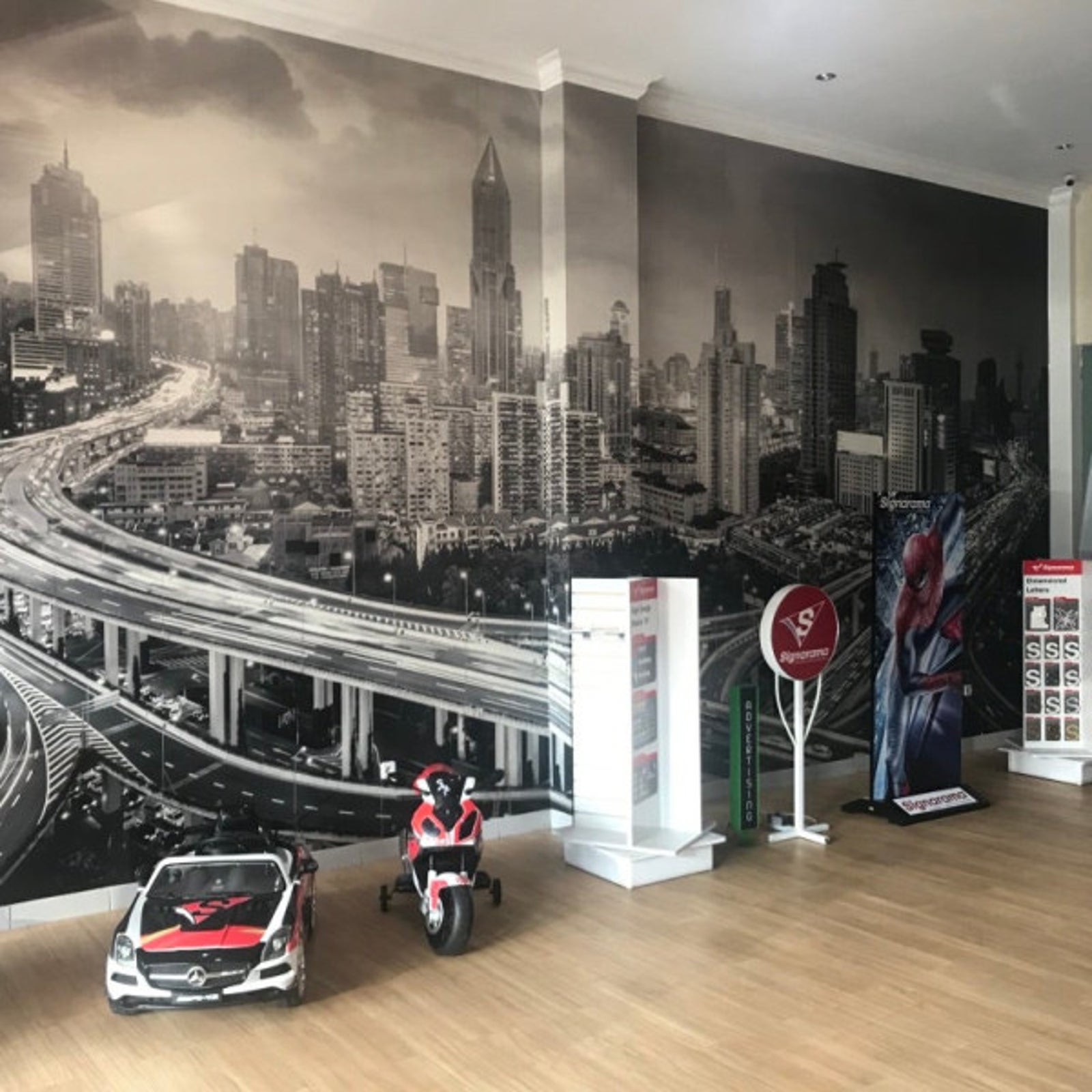 Wallpaper & Mural