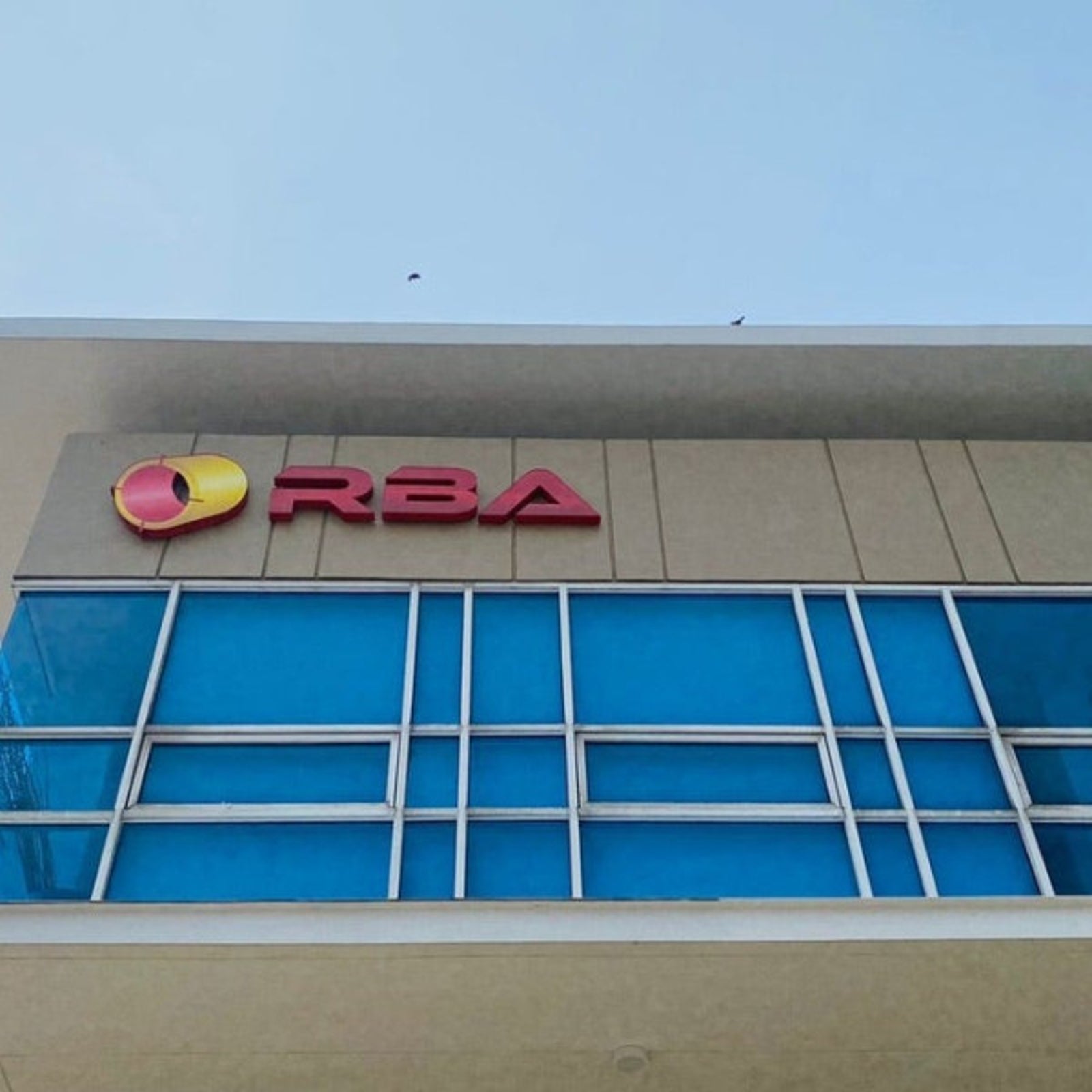 Papan Nama Gedung