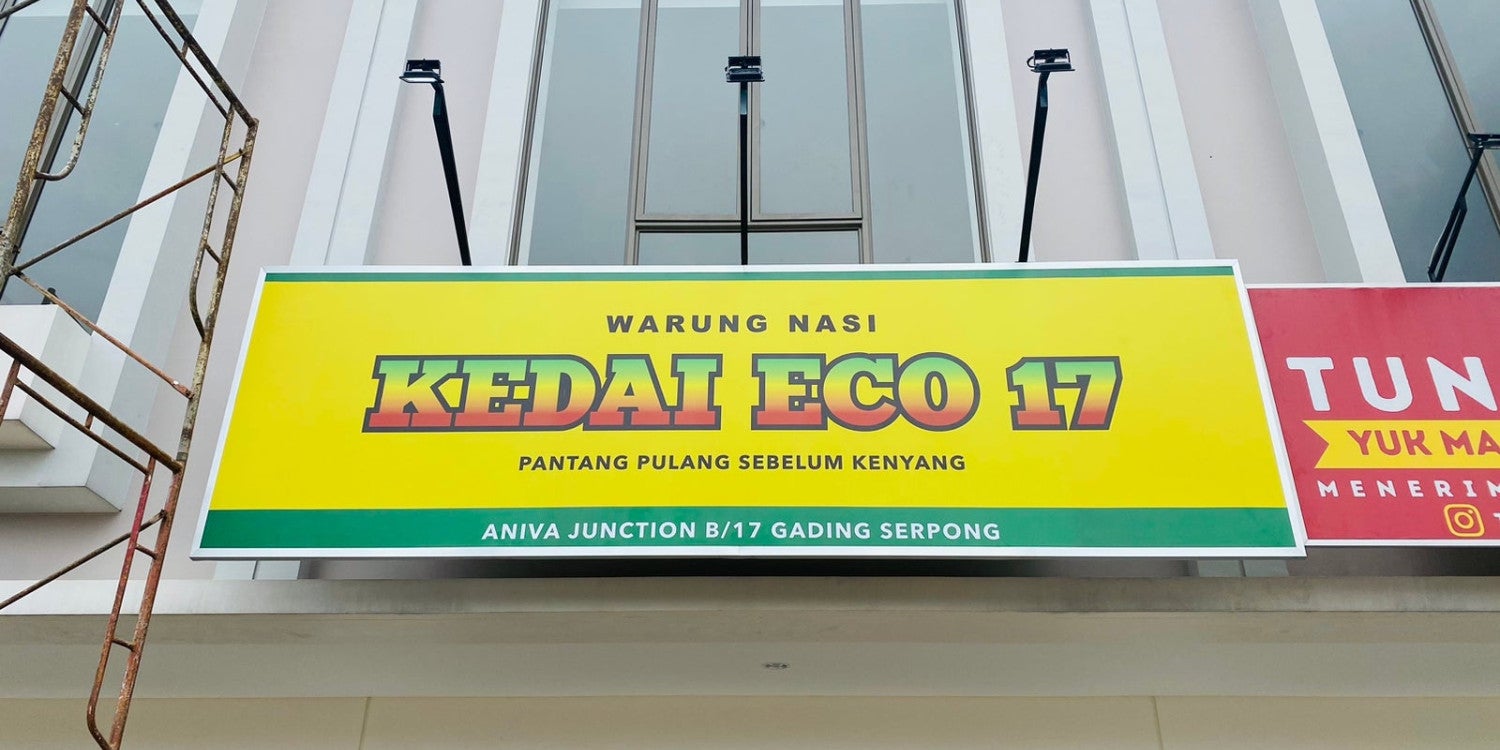 Signage Depan Toko