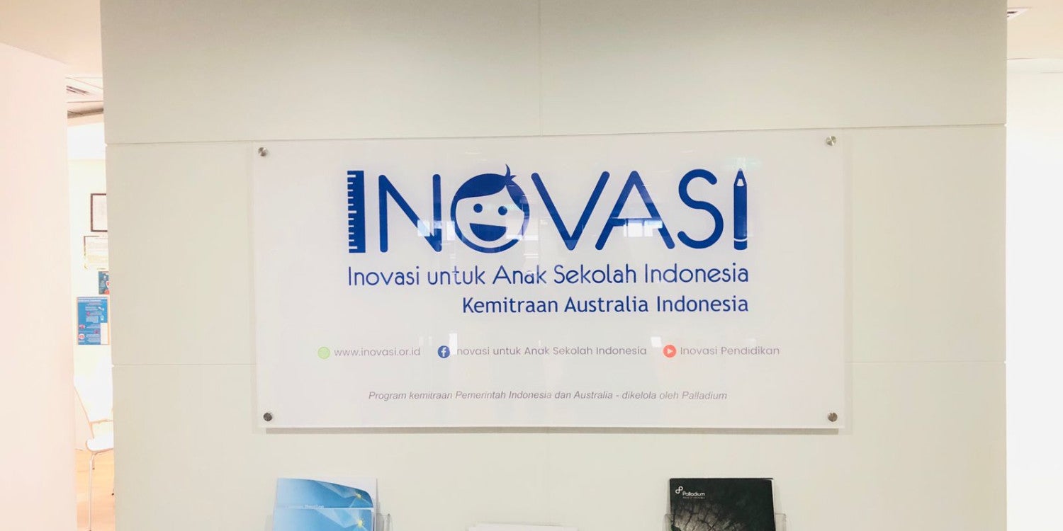 Signage Perusahaan