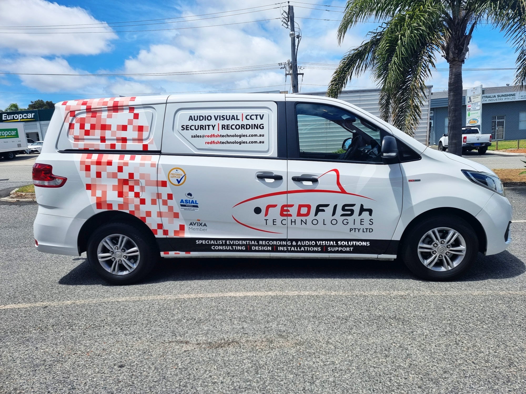 Redfish Technologies Van Wrap