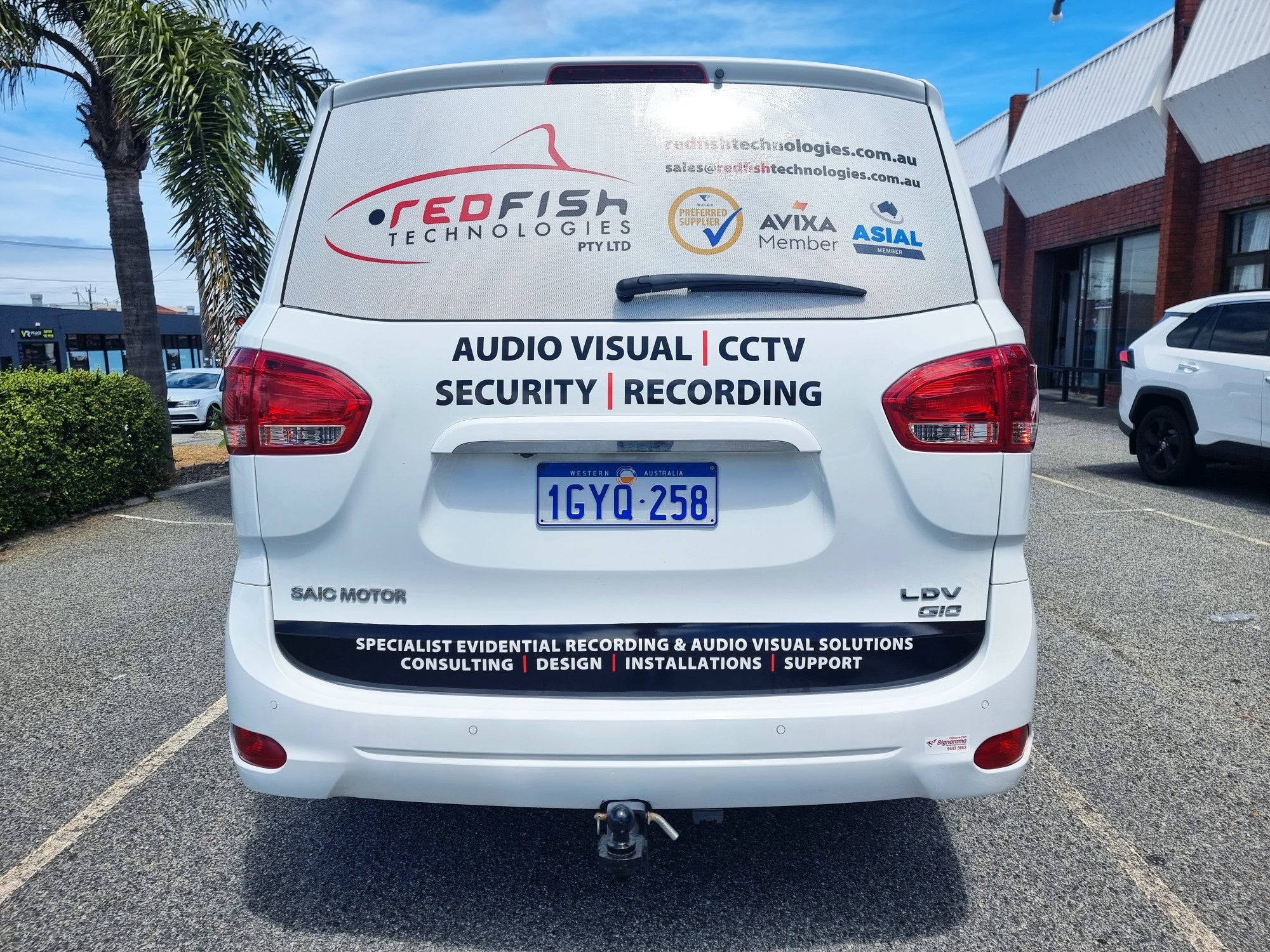 Redfish Technologies Van Wrap