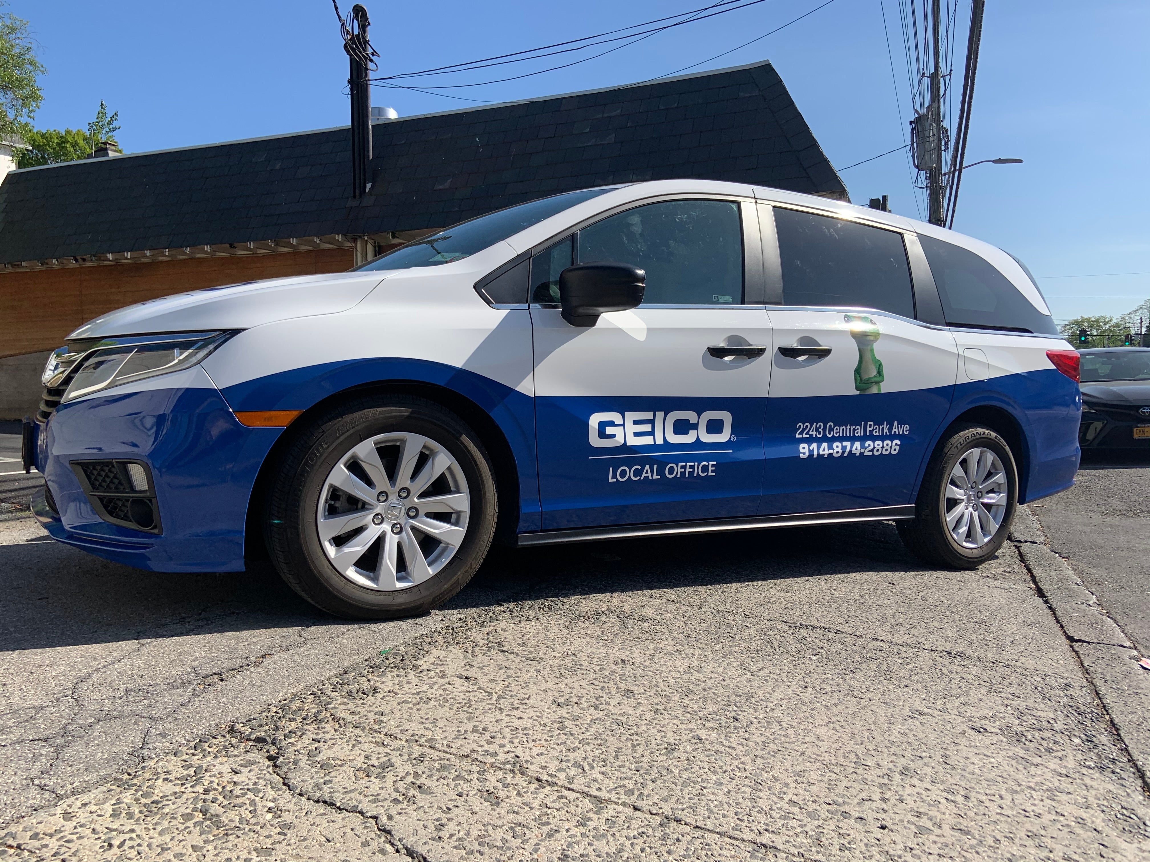 Vehicle Graphics for Geico Insurance in Yonkers, NY