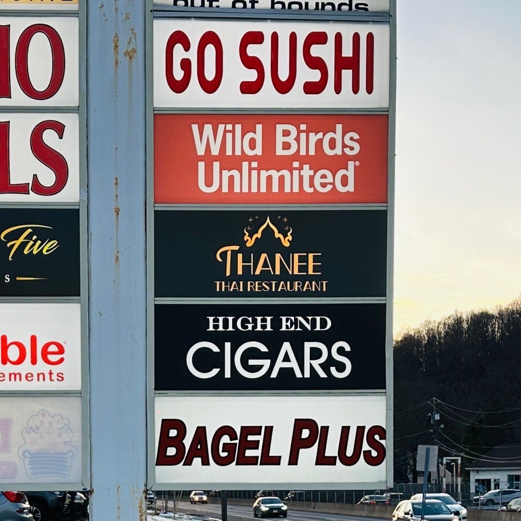 New Thai Restaurant = New Signs