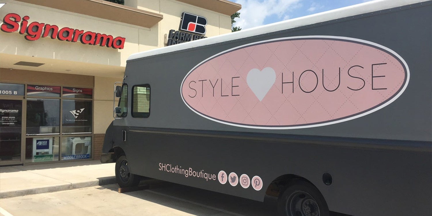 Maximize Your ROI With Effective Design of Vehicle Graphics For Your Business
