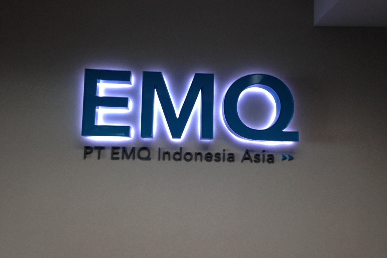 Bahan Papan Tanda