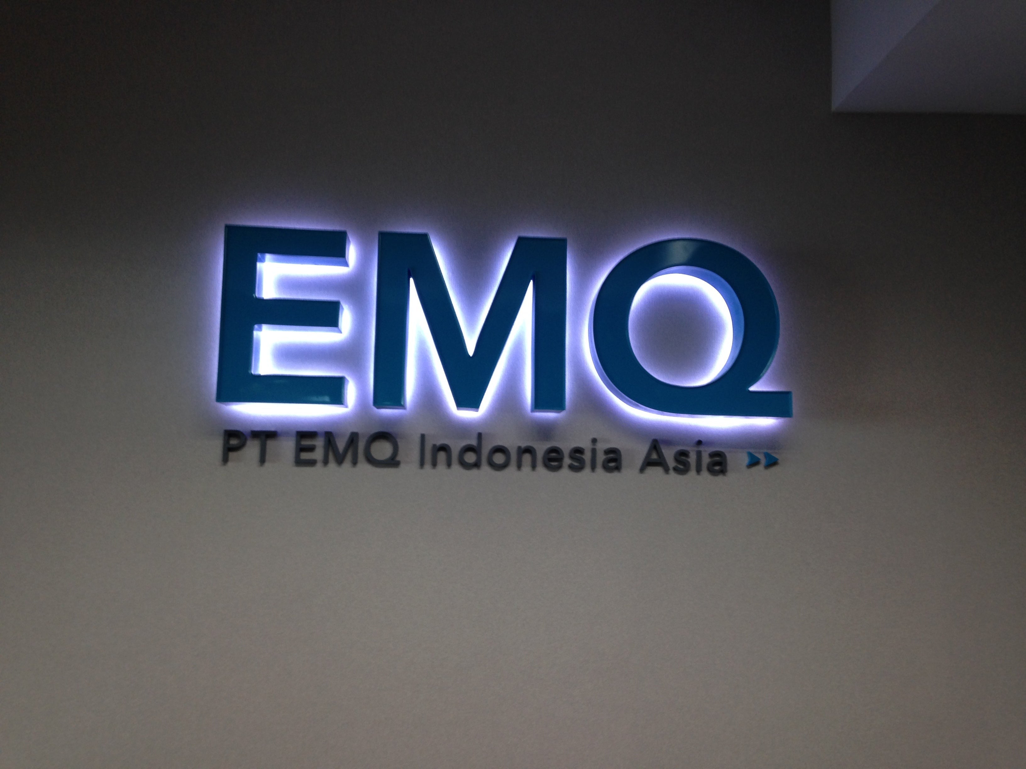 Papan Tanda Menyala