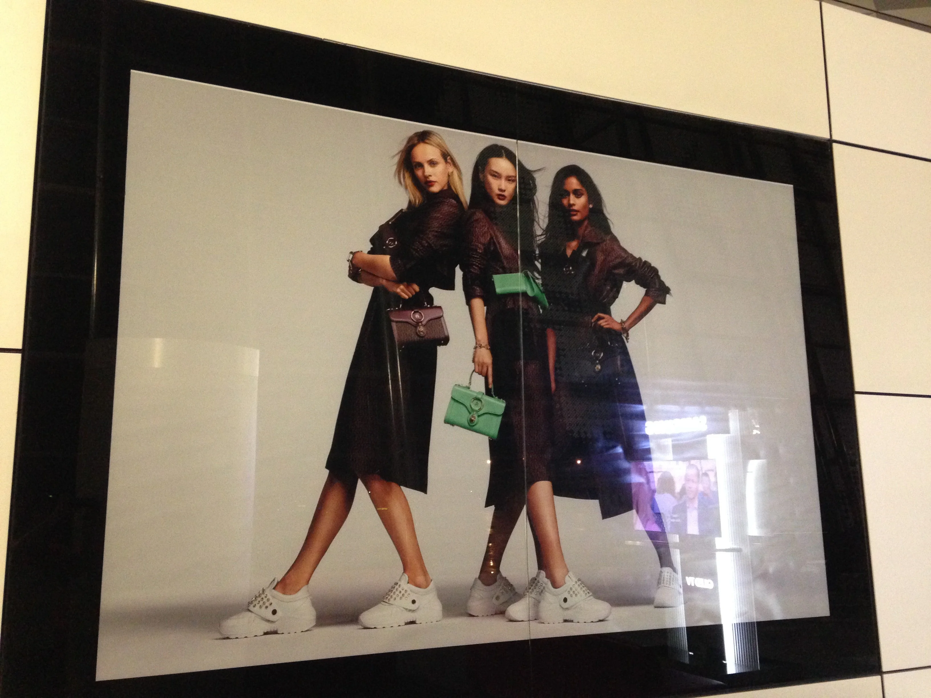 Signage POS Ritel