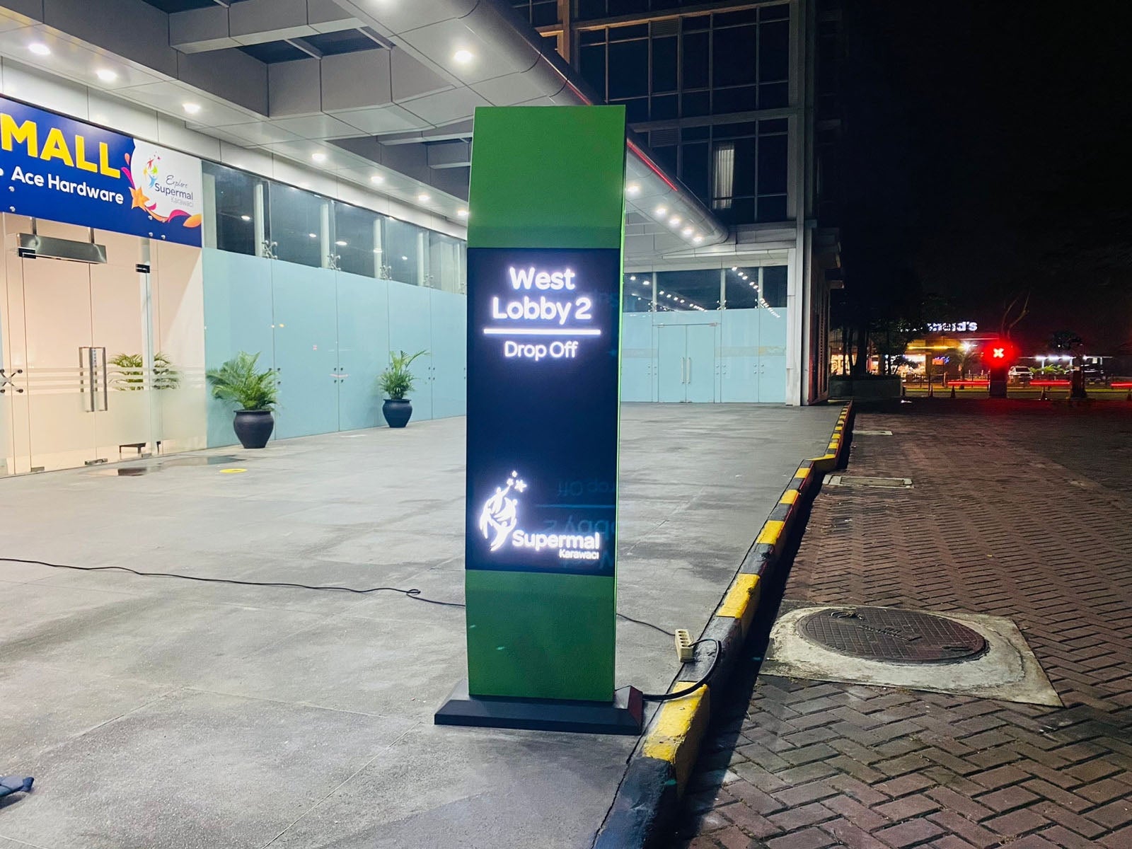 Papan Nama Outdoor