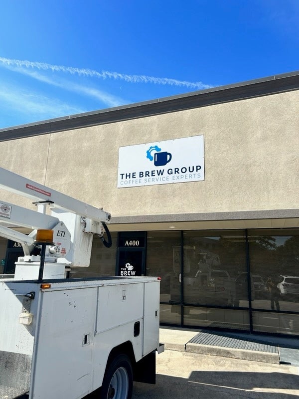 Top 5 Weather-Resistant Materials for Outdoor Signs for Business