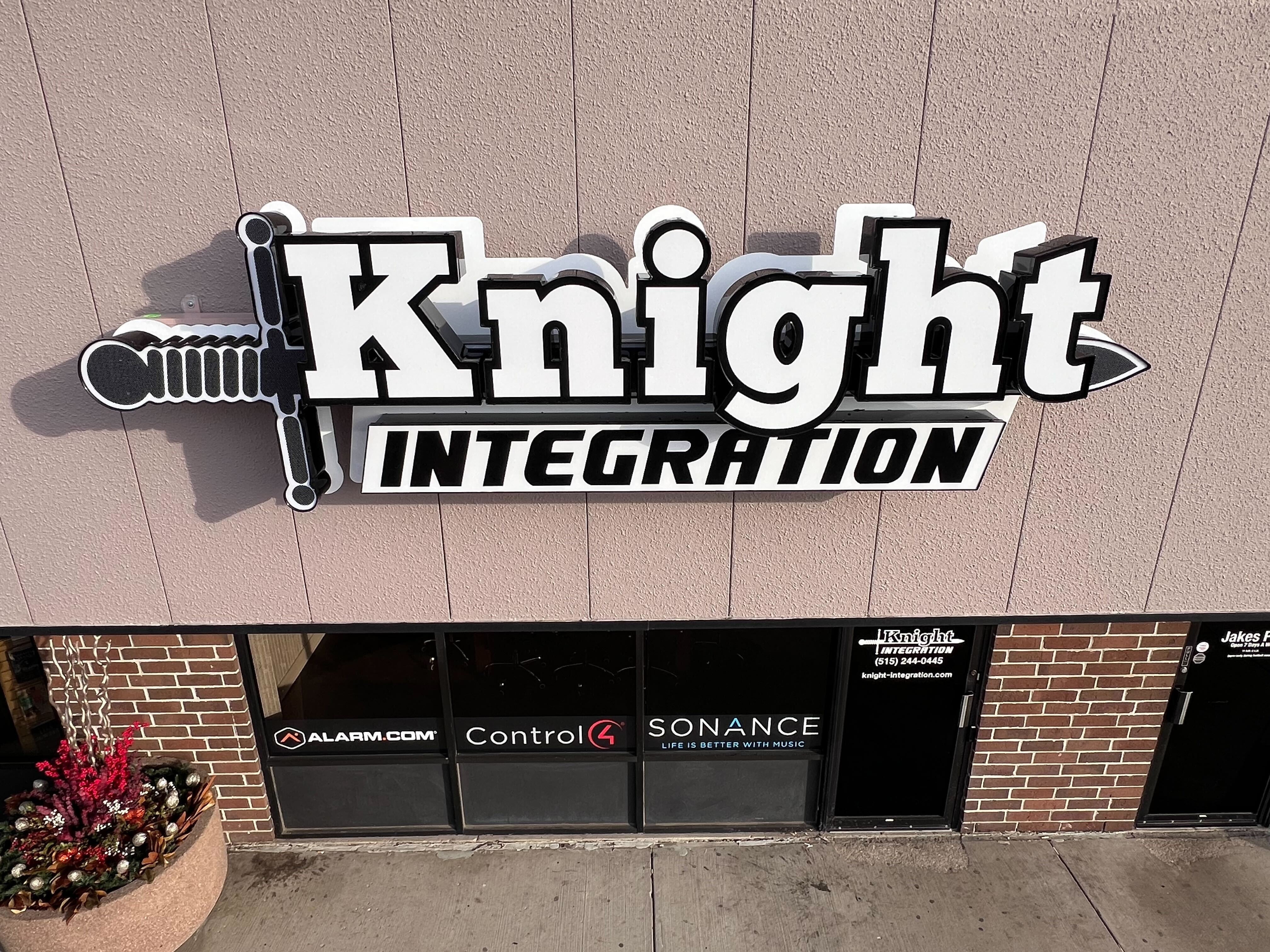 Outdoor Illuminated & Backlit Signs