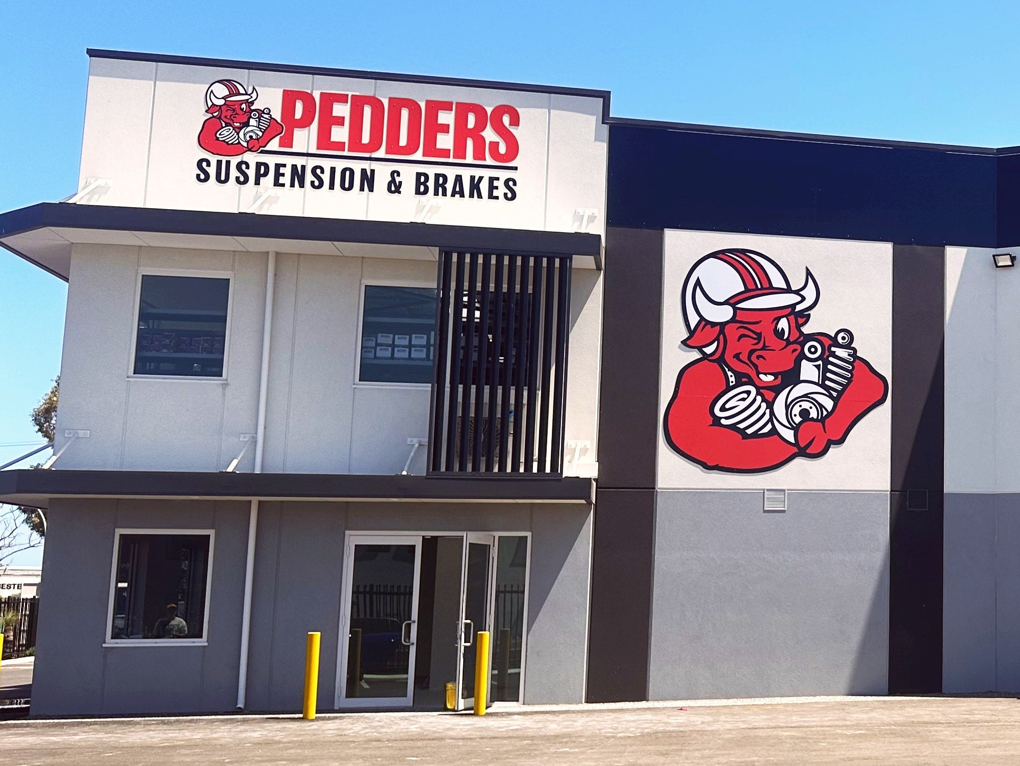 Pedders Rockingham Building Signage