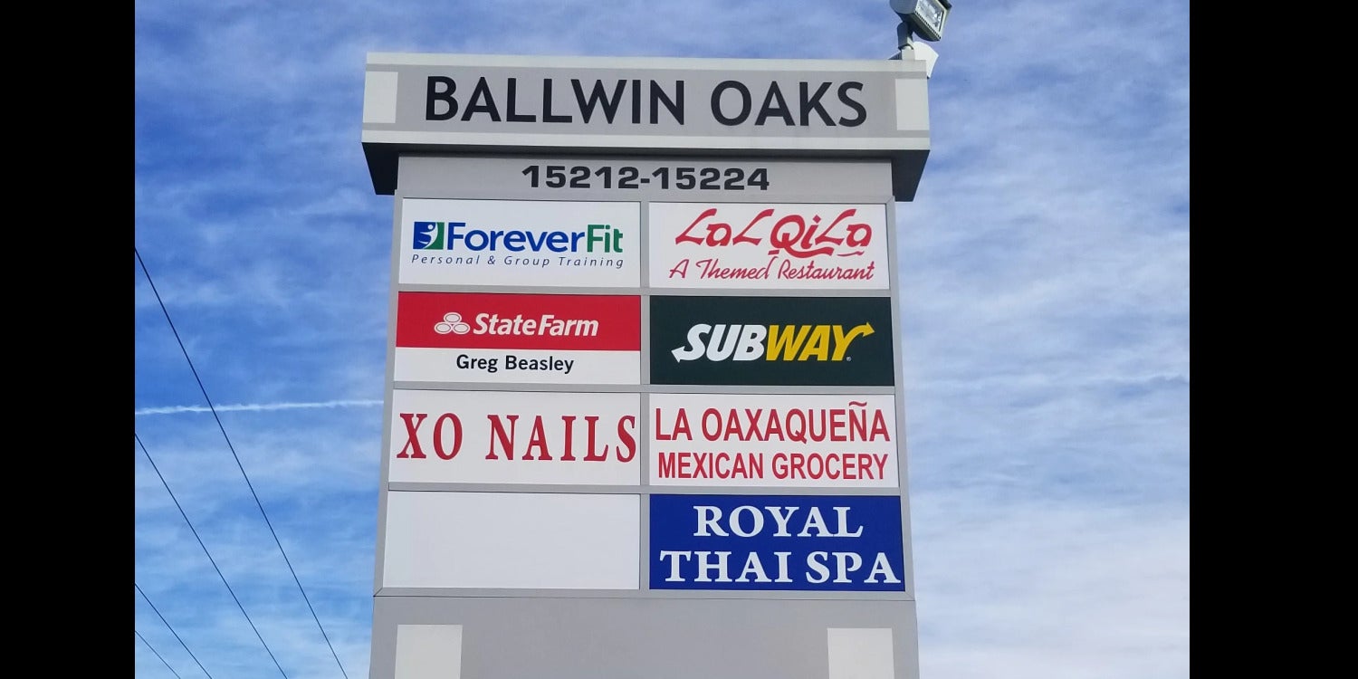 Custom Pylon Signs