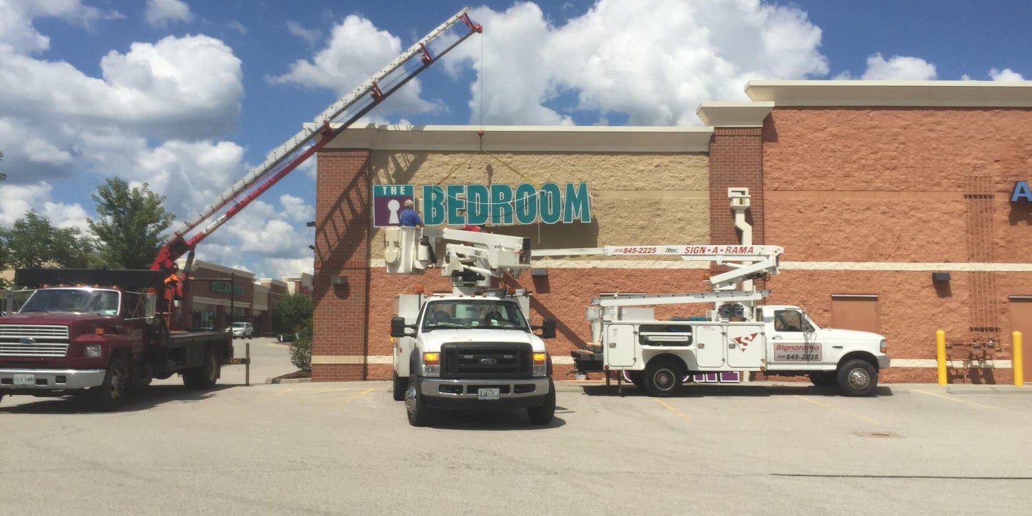 Sign Maintenance