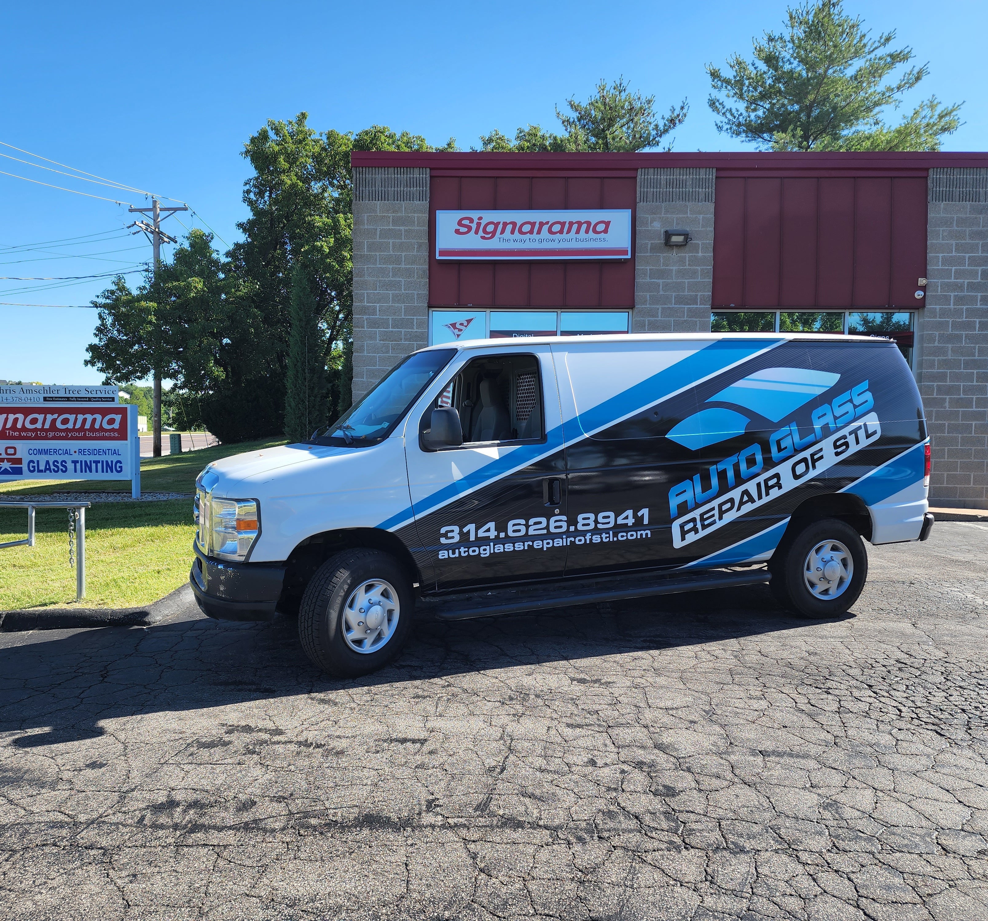 VEHICLE GRAPHICS