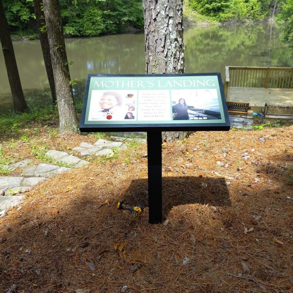 Gloria Barns Park Sign Install