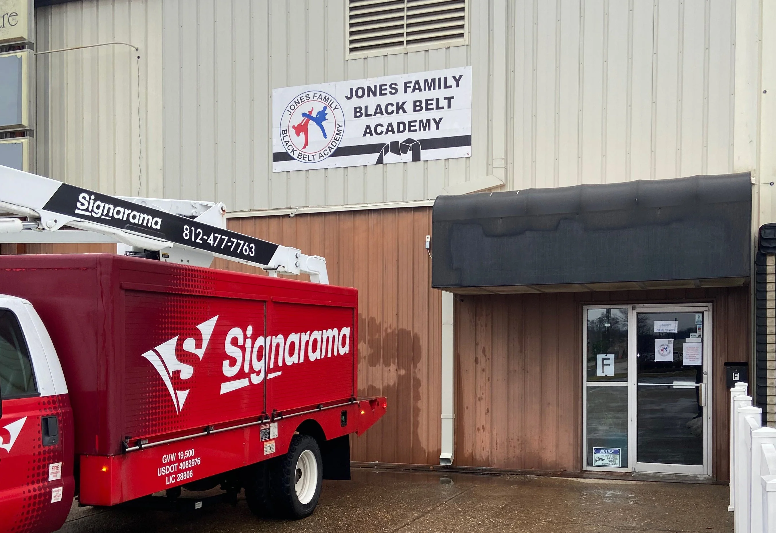Sign Installation Services