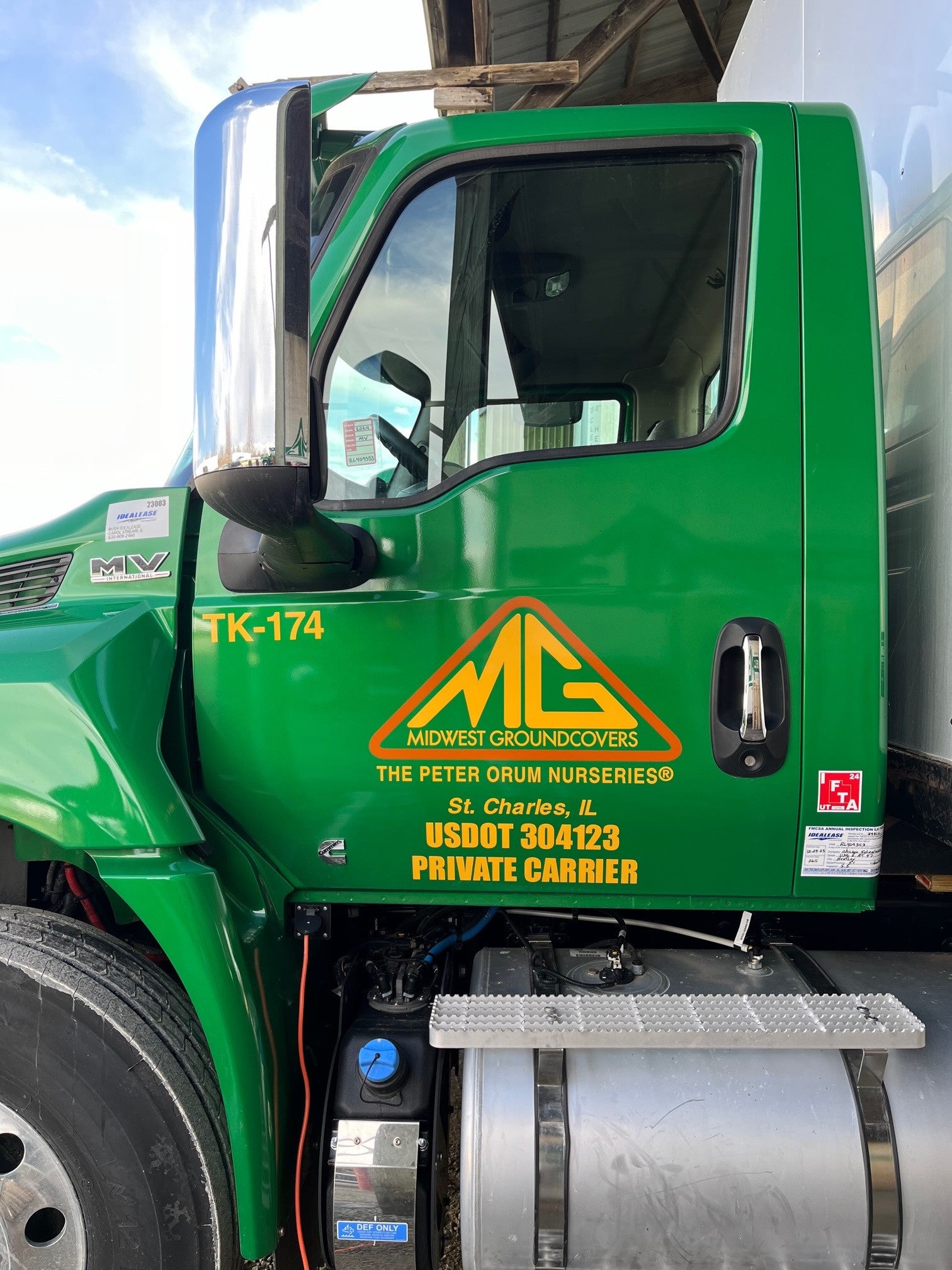 Vinyl Graphics for your vehicles