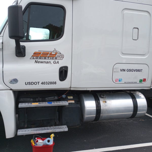 92Y Logistics LLC Truck Graphics