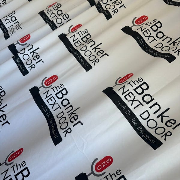 Joe Bergquist Backdrop and tablecloth (4)