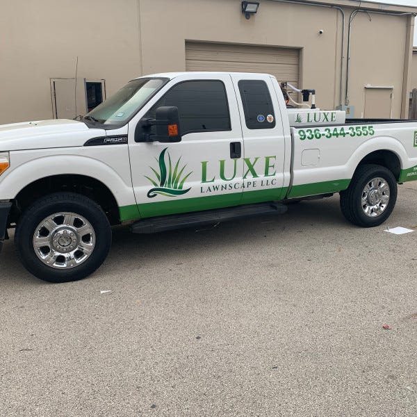 Montgomery County TX Luxe Lawnscape Spot Graphics