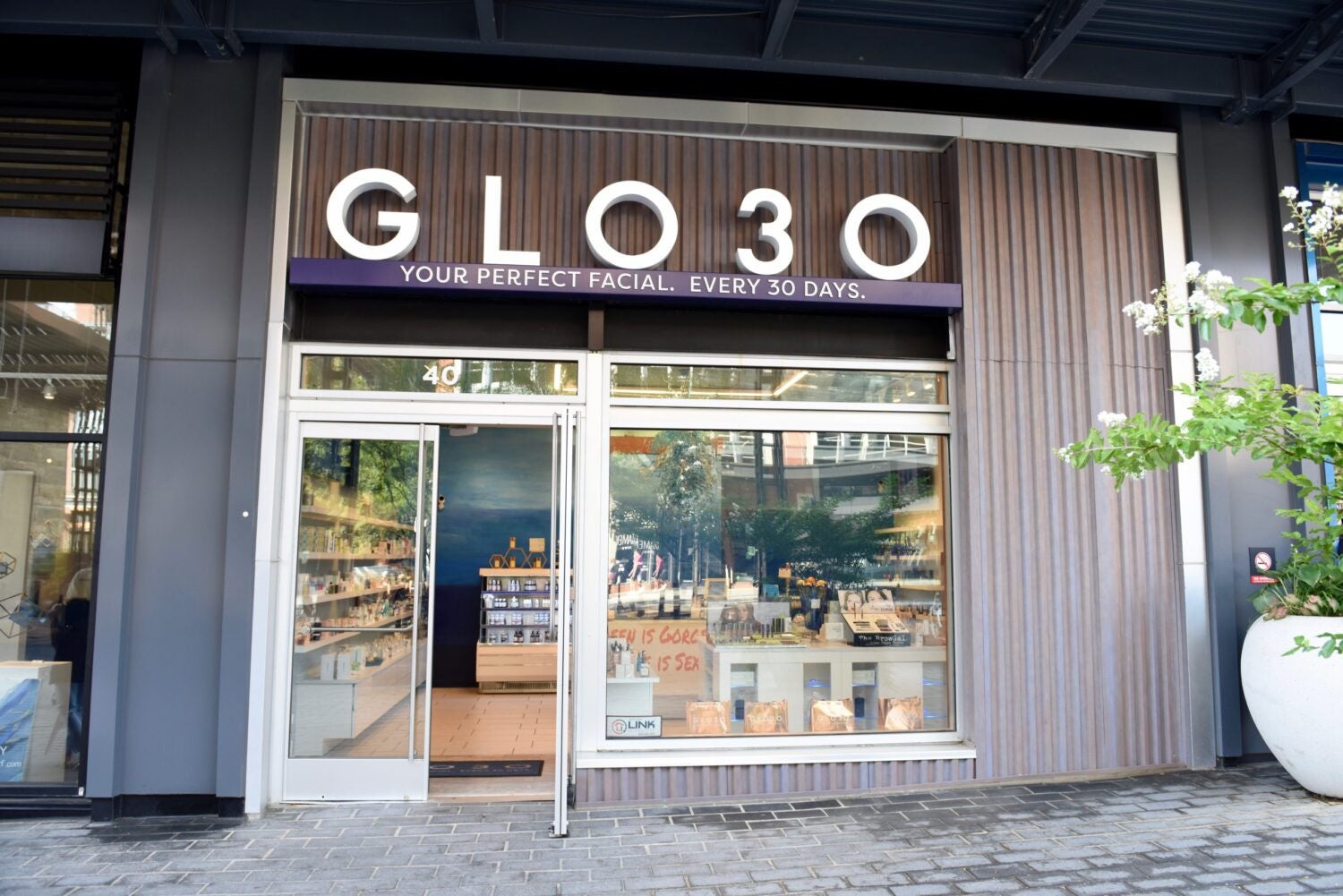 Wil Young Partners with GLO30 to Revolutionize Skincare in Columbus: Meet GLOria, the AI Powering Personalized Treatments Wil Young Partners with GLO30 to Revolutionize Skincare in Columbus: Meet GLOria, the AI Powering Personalized Treatments