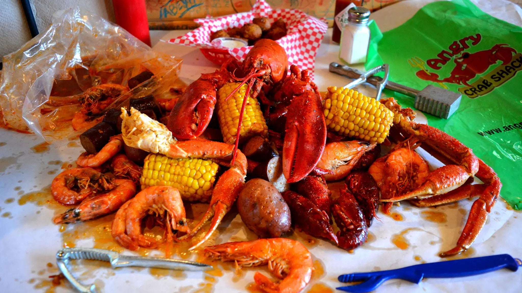 Former NFL Star Lincoln Kennedy Dominates the Restaurant Scene with Rapid Angry Crab Shack Expansion Former NFL Star Lincoln Kennedy Dominates the Restaurant Scene with Rapid Angry Crab Shack Expansion