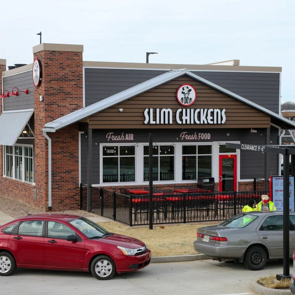 Southern Delight: Slim Chickens Spreads its Wings with New Owensboro Location Southern Delight: Slim Chickens Spreads its Wings with New Owensboro Location