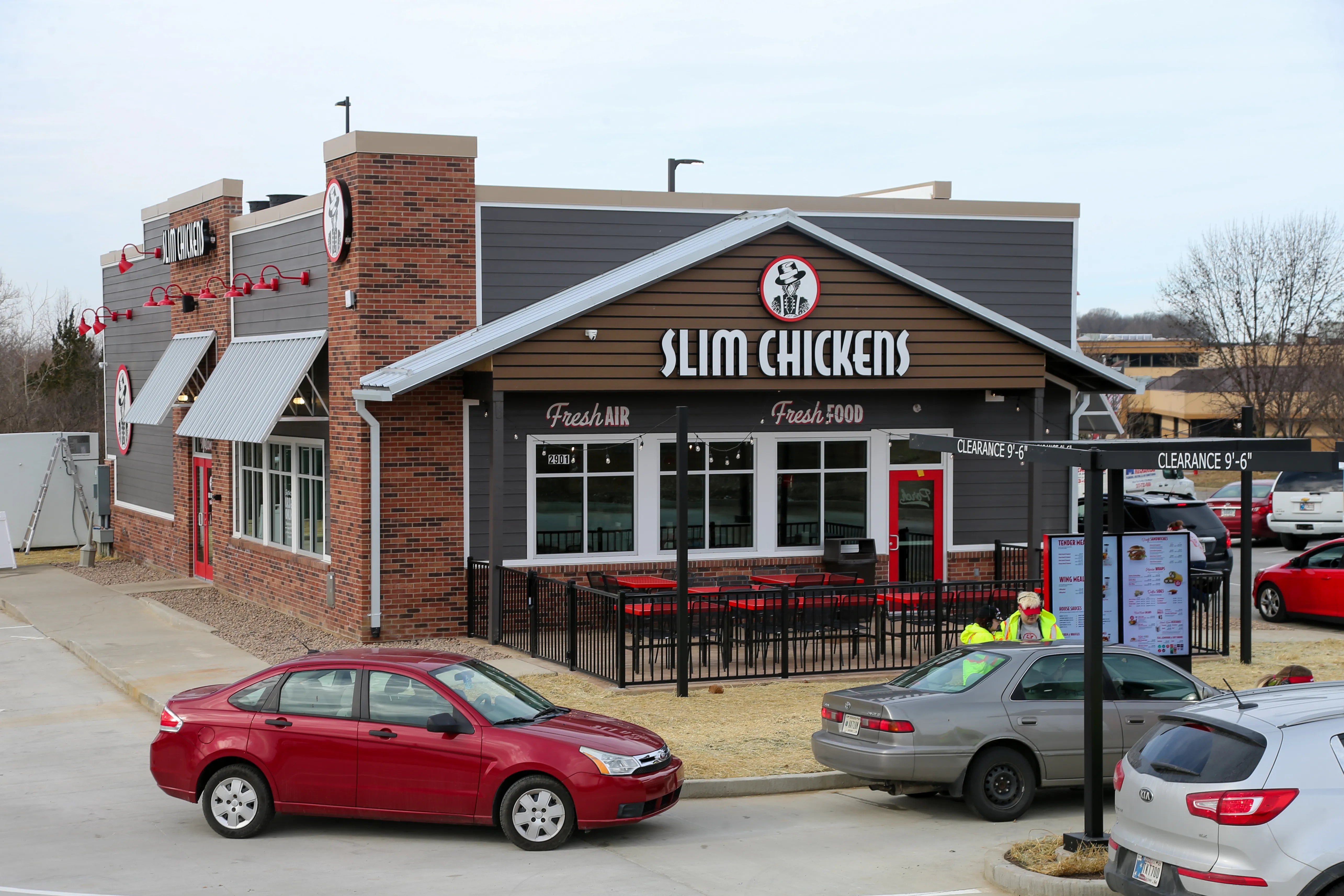 Slim Chickens Spreads Its Wings in Arizona: Glendale Welcomes the Newest Location Slim Chickens Spreads Its Wings in Arizona: Glendale Welcomes the Newest Location