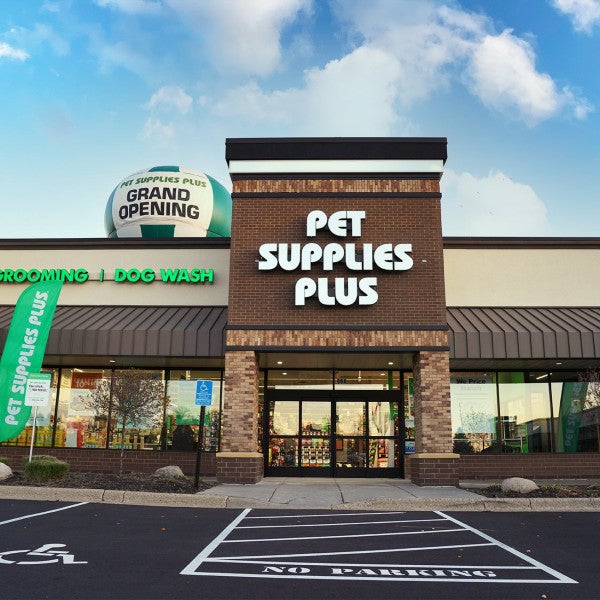 DoorDash Pairs Up with Pet Supplies Plus to Revolutionize Same-Day Delivery for Furry Friends