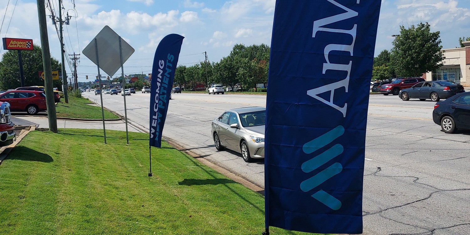 Teardrop Banners & Flags