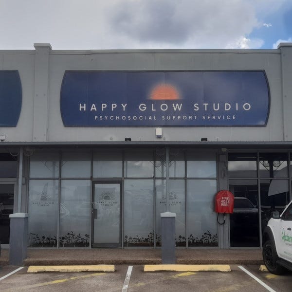 Happy Glow Studio