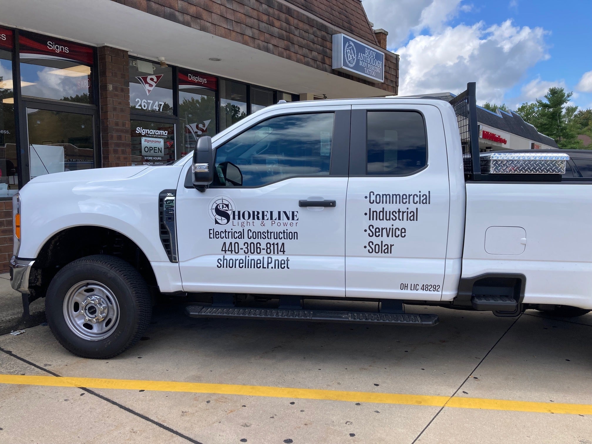 Custom Vehicle Graphics in North Olmsted, OH
