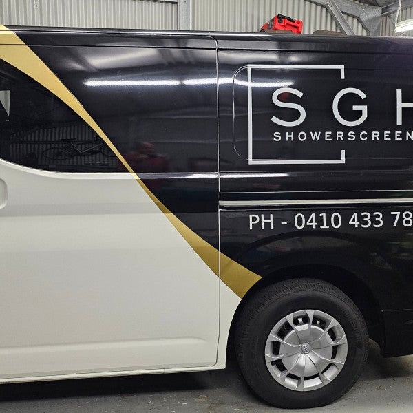 Van wraps Miranda