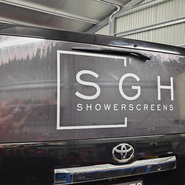 Van wraps Miranda